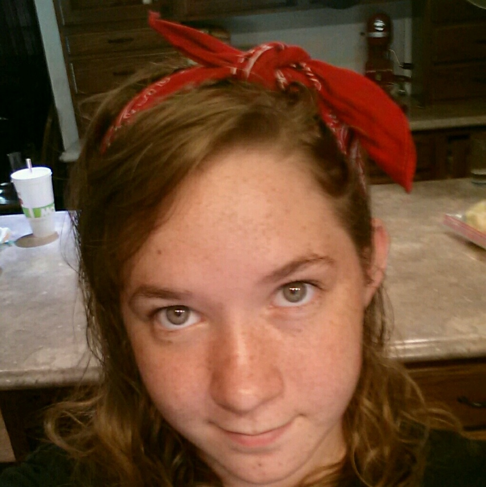 Meet your Posher, Rebekah